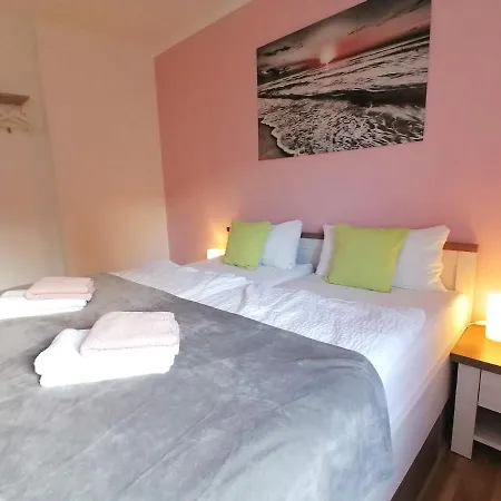 M-oase Feeling Design I Kueche I Netflix I Balkon Appartement